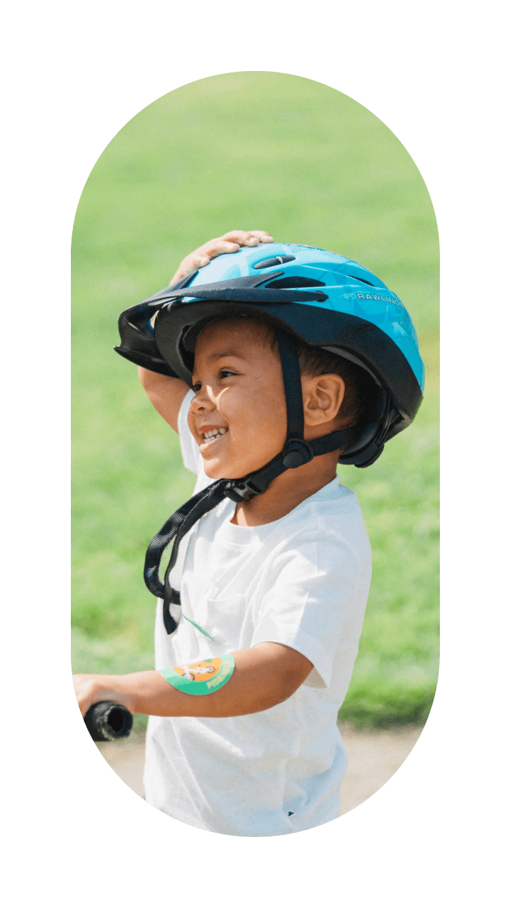 Kid learning to bike with Pedalheads